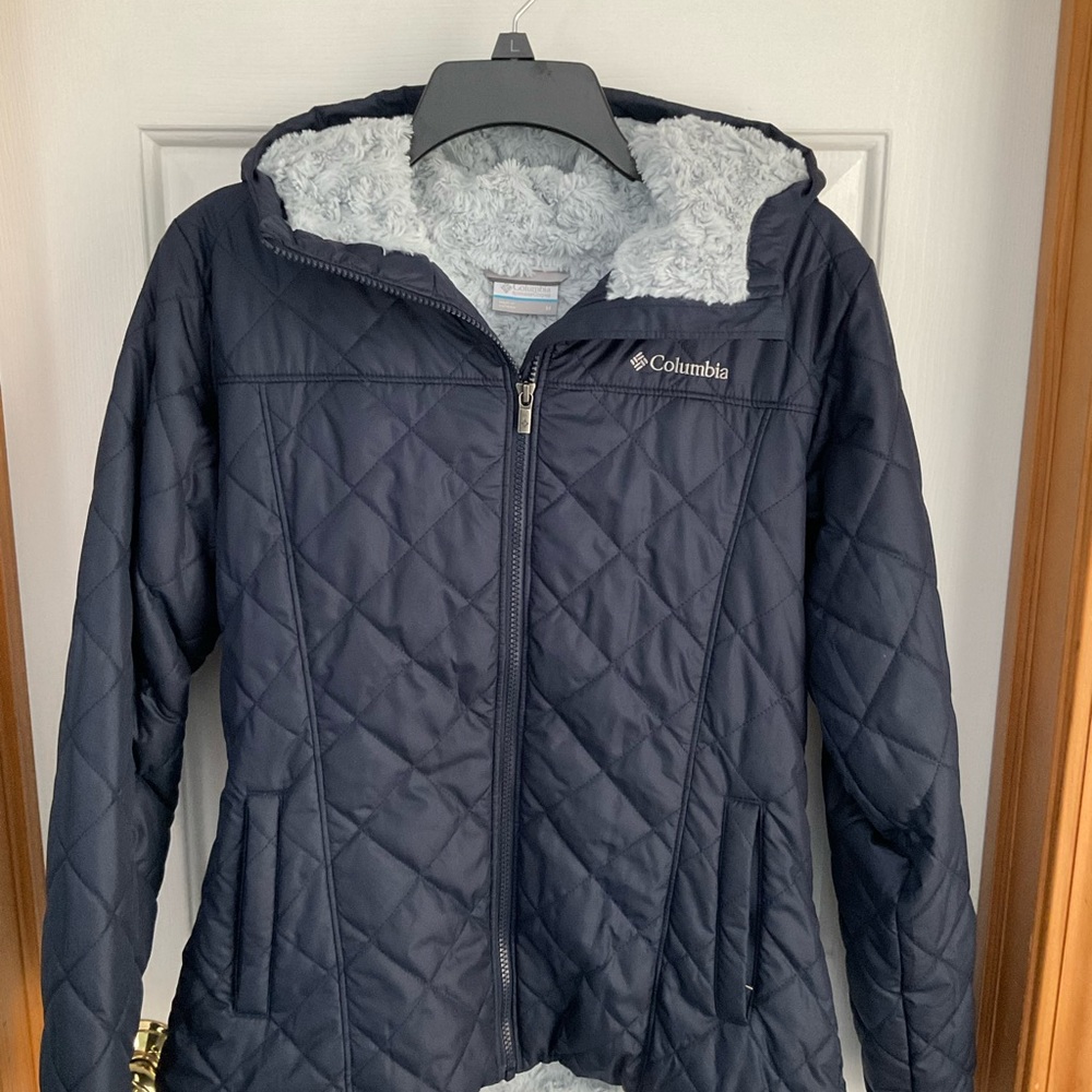 Columbia Women’s  Copper Crest Hooded Jacket. Size M. ECU.